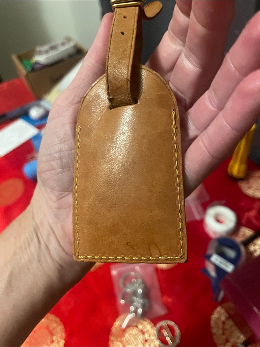 Louis Vuitton Tan Leather Luggage Tag and Strap - Picture 4 of 17
